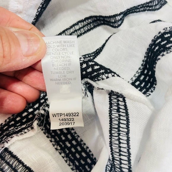 J Jill Love Linen Tunic Top XS Black Embroidered Stripes Boho Coastal Relaxed - Picture 11 of 12
